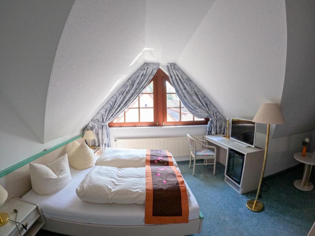 Schonwalde-Glien Hotel Diana מראה חיצוני תמונה