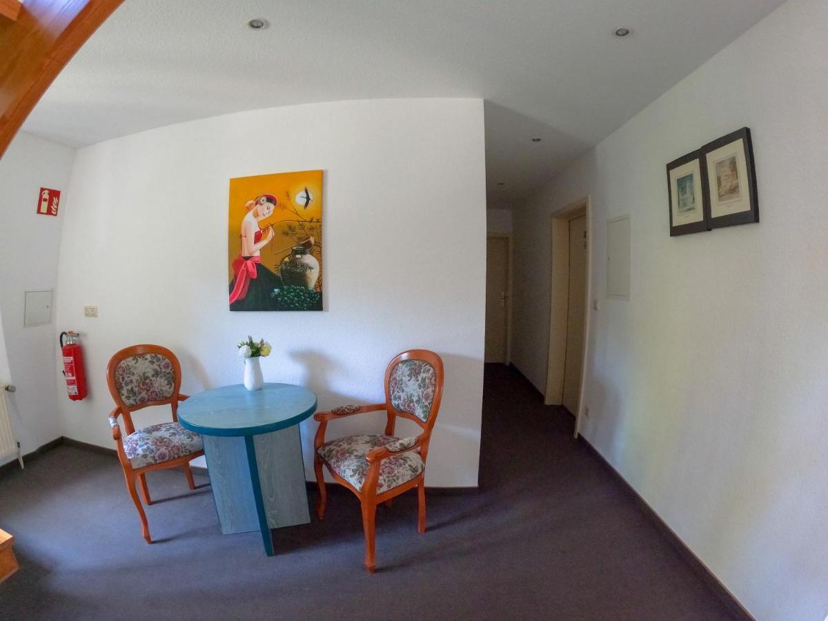 Schonwalde-Glien Hotel Diana מראה חיצוני תמונה